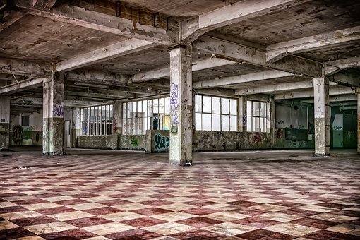 verlaten fabriekshal - Pixabay.jpg